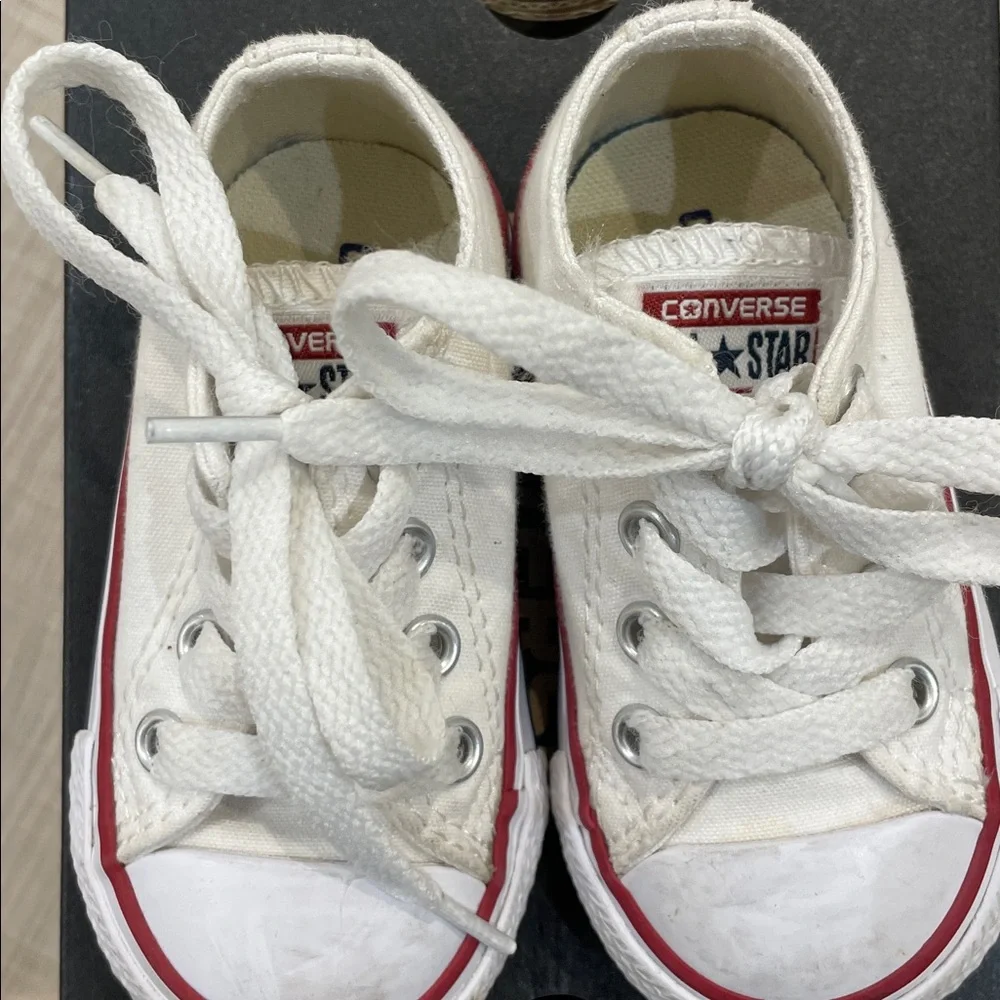 4T Converse Infant White Sneakers with Red and Blue Stripes - Picture 4 of 7